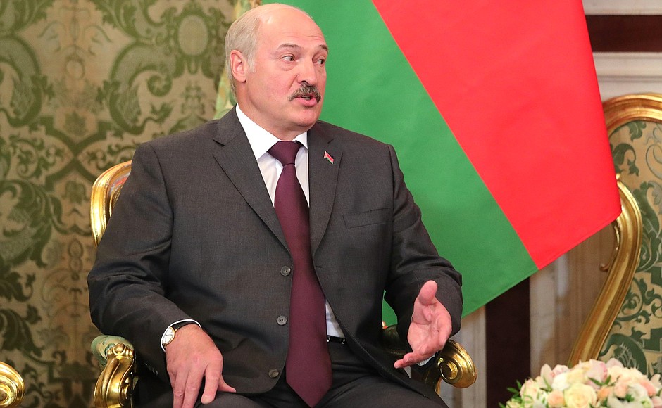 Лукашенко призвал Россию и Украину начать переговоры, закончив «драчку»