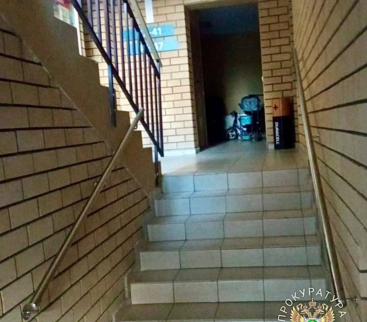 Прокуратура Пестречинского района помогла инвалиду решить вопрос с поручнями