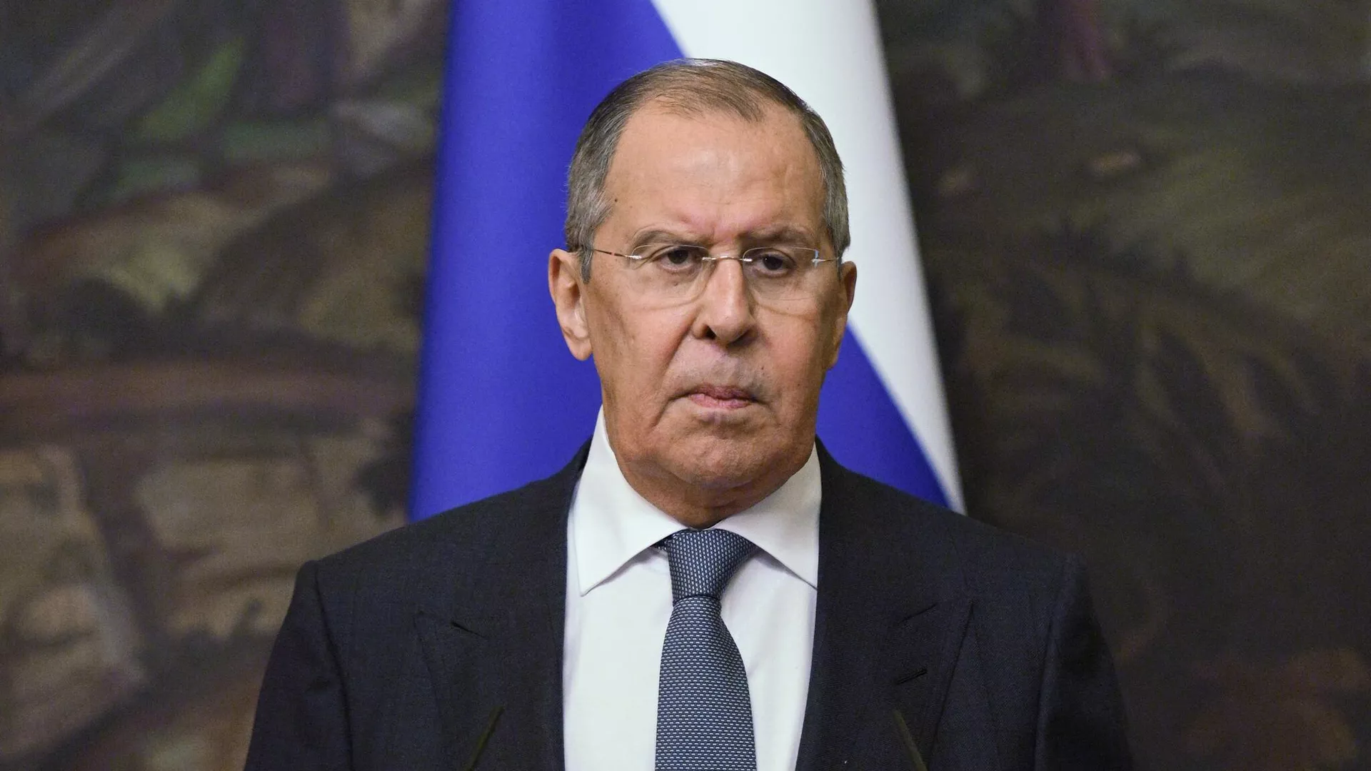 Лавров прокомментировал слухи о возможных контактах с Киевом