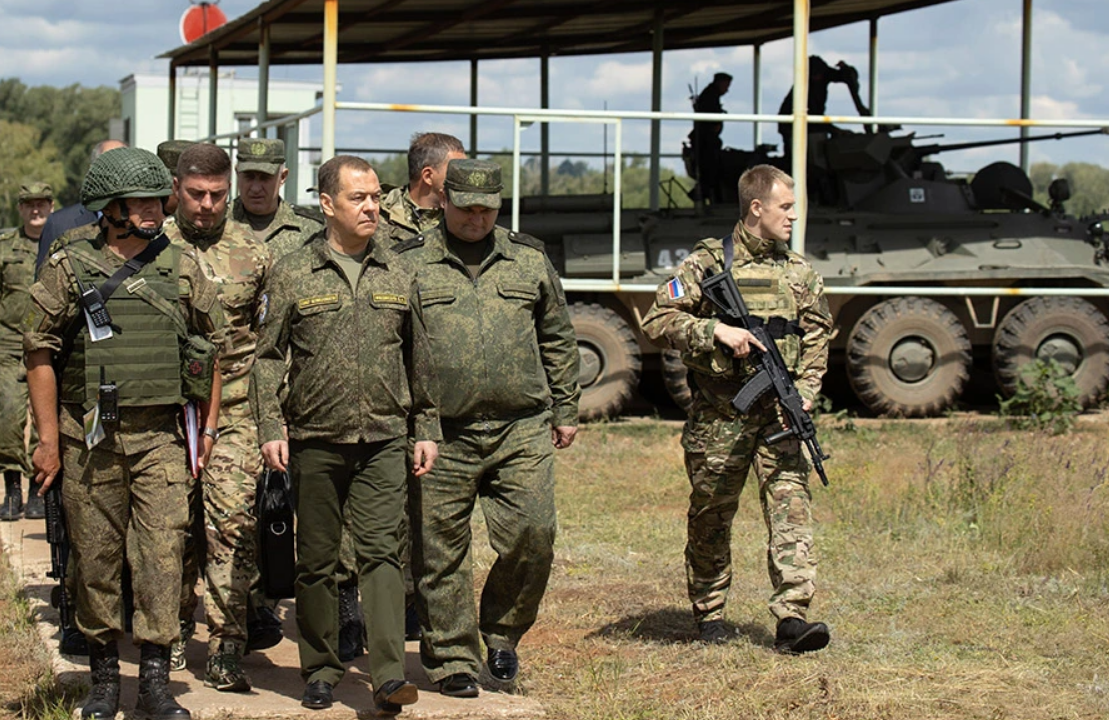 Медведев: «Никаких переговоров с Киевом не будет до полного разгрома врага»