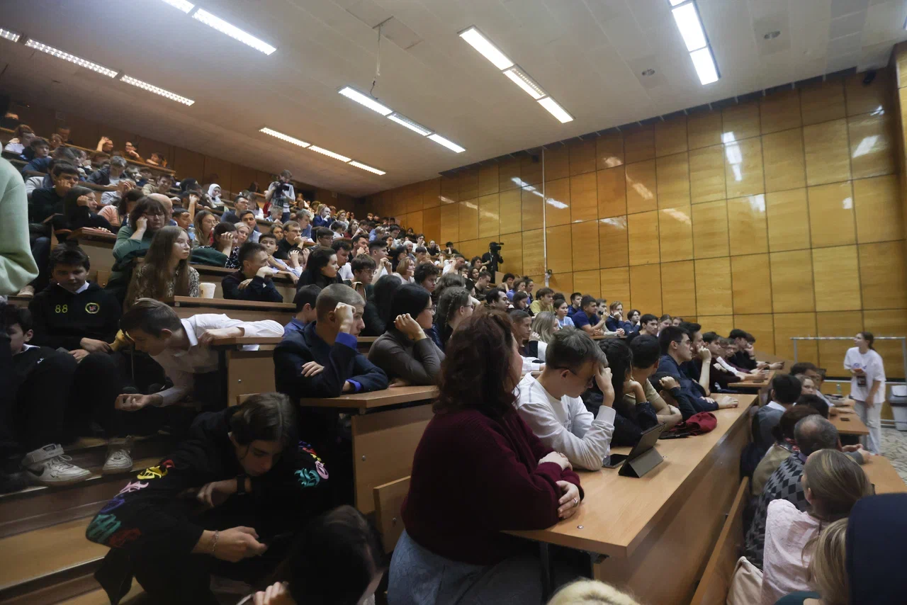 Казанские вузы и колледжи уйдут на дистант на три недели из-за БРИКС