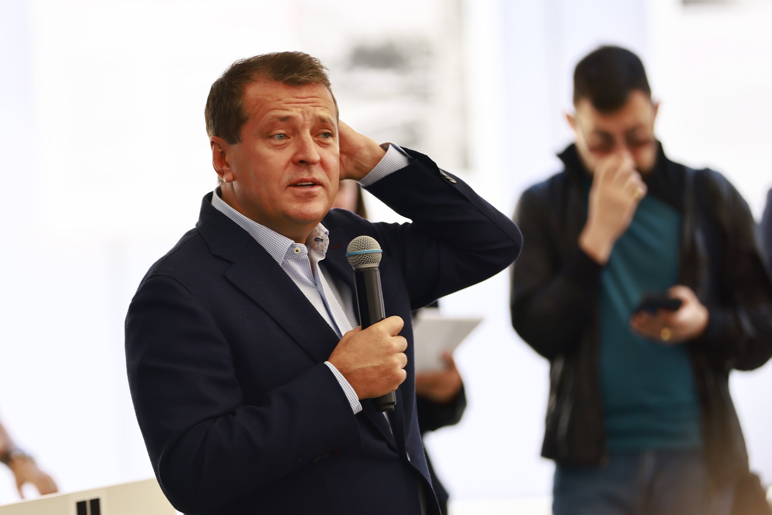 Метшин рассказал о встрече с директором цирка du Soleil