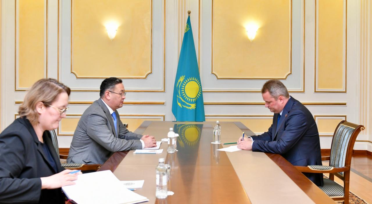 Казахстан ответил на критику Лукашенко по поводу отношения к России