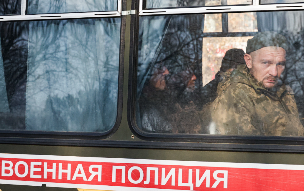 Россия вернула 115 военных, попавших в плен на курском направлении