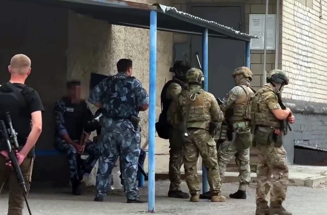 Пострадавшие в ИК-19 под Волгоградом сотрудники УФСИН в тяжелом состоянии