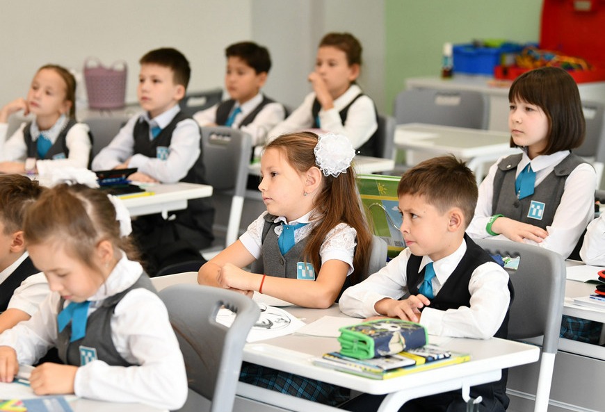 Татарстанские первоклассники получат около 55 тысяч светоотражающих элементов