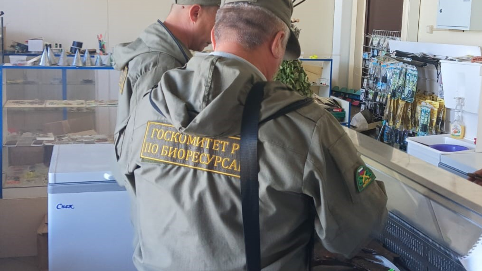На трассе Казань - Оренбург незаконно торговали краснокнижной стерлядью