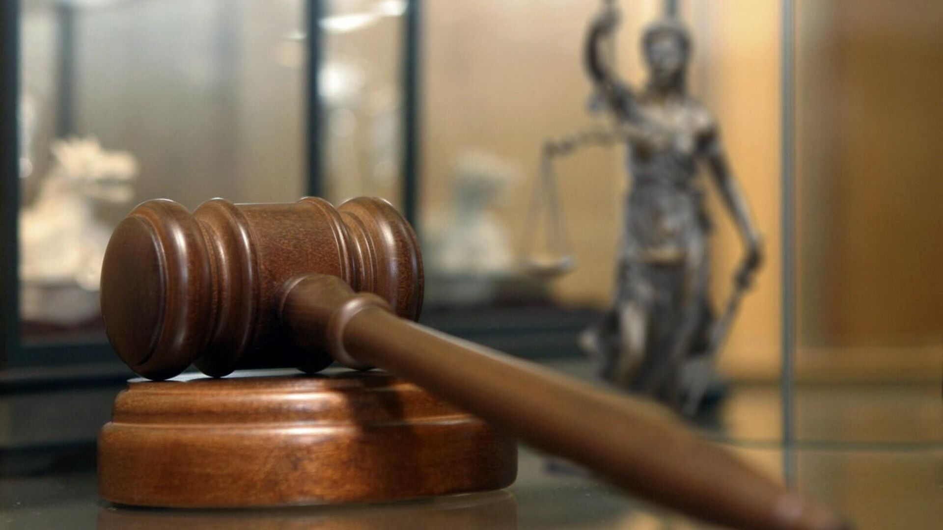Суд выпустил из СИЗО экс-замглавы загса Татарстана Рената Ахметзянова