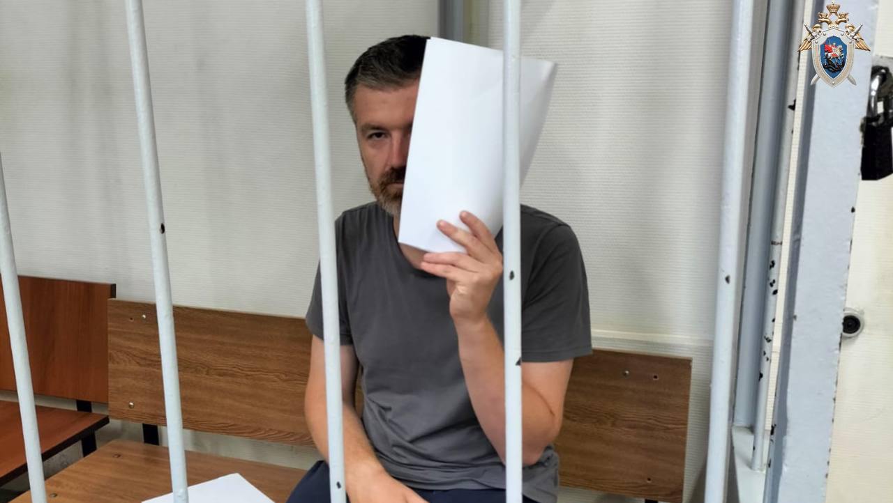 Москвича, выбросившего жену и ребенка с 16-го этажа, арестовали