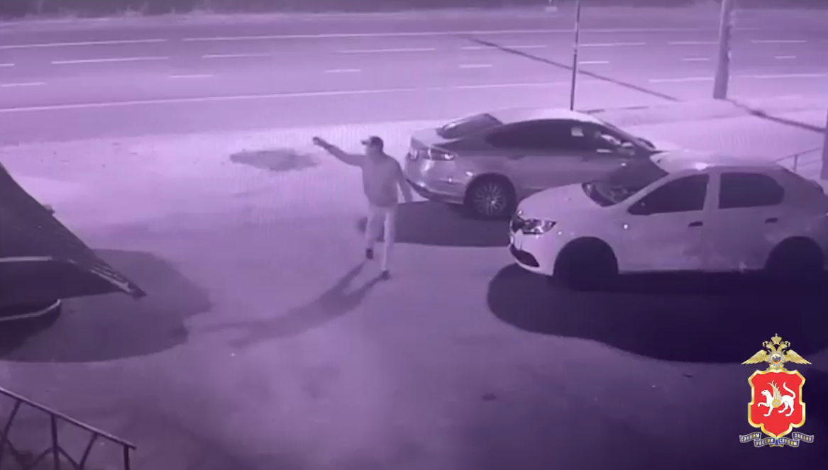 Задержали казанца, укравшего смартфон у прохожего в Кировском районе