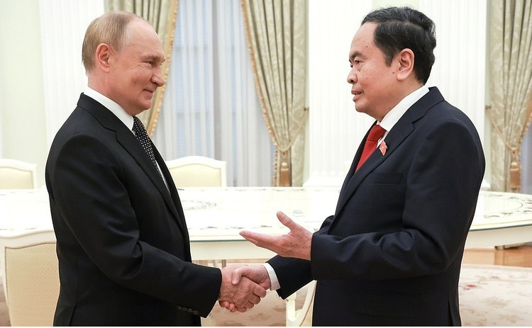 Путин пригласил президента Вьетнама принять участие в саммите БРИКС в Казани