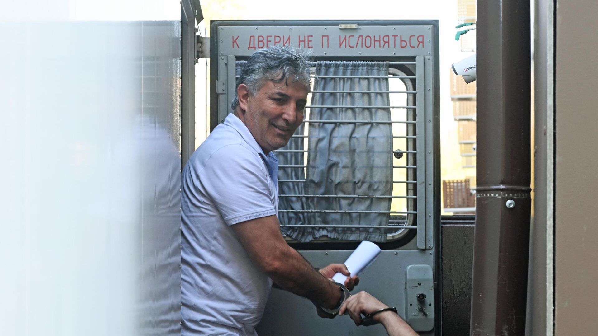 Бывшего адвоката Эльмана Пашаева отправили в СИЗО до 15 ноября
