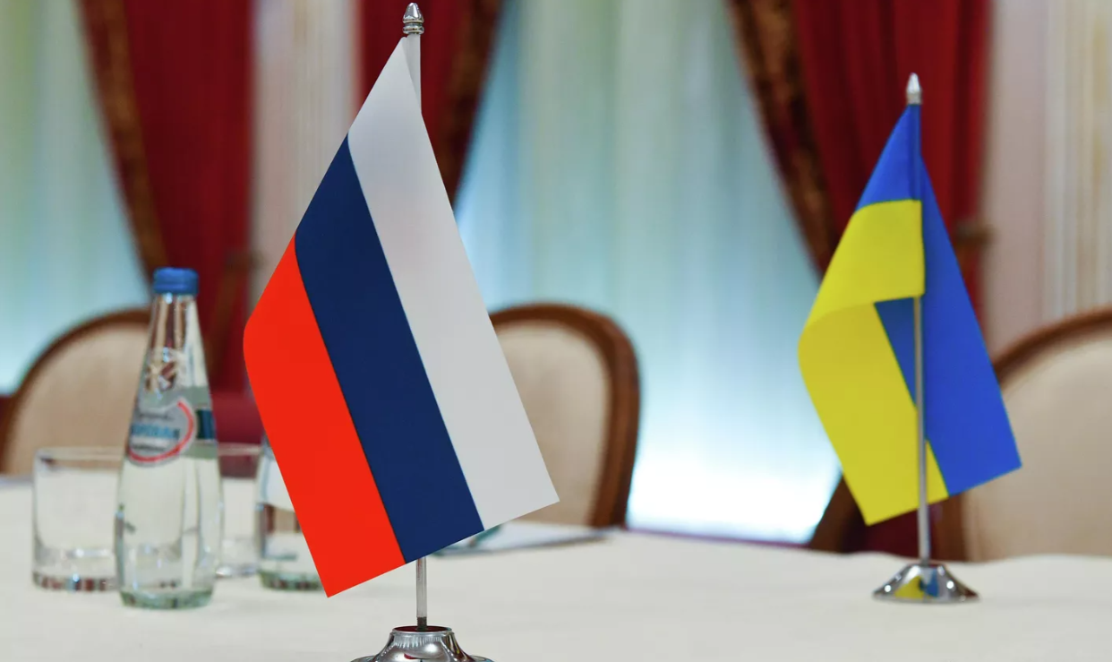 Переговоры России и Украины могут начаться в 2025 году, заявил депутат Чепа