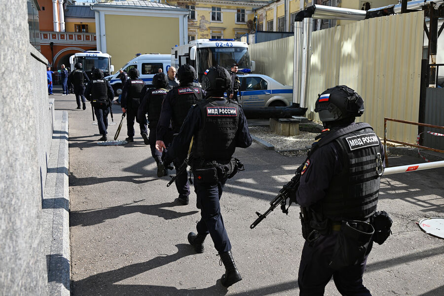 Трое задержанных по «делу Wildberries» признали вину в неповиновении полиции