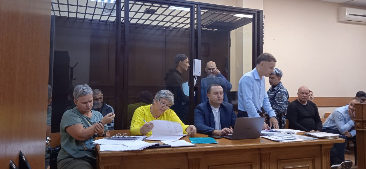 Паша Ростовский отвечает за показания в суде Казани