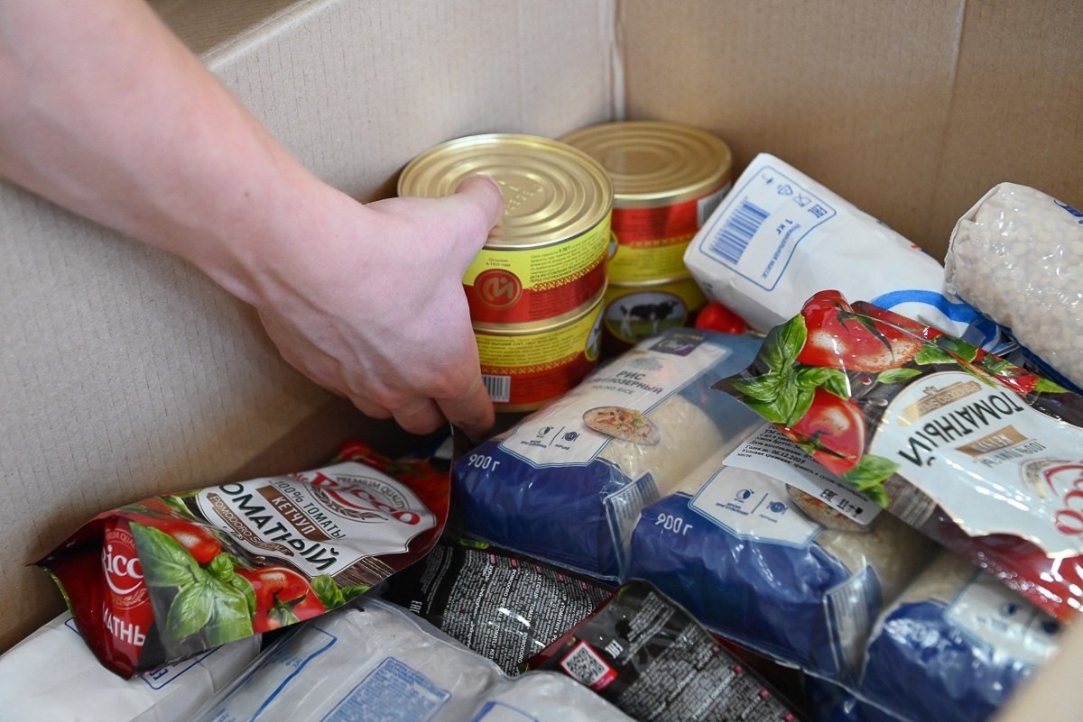 Семьи участников СВО из Татарстана получили 7500 гуманитарных наборов от «Нэфис»