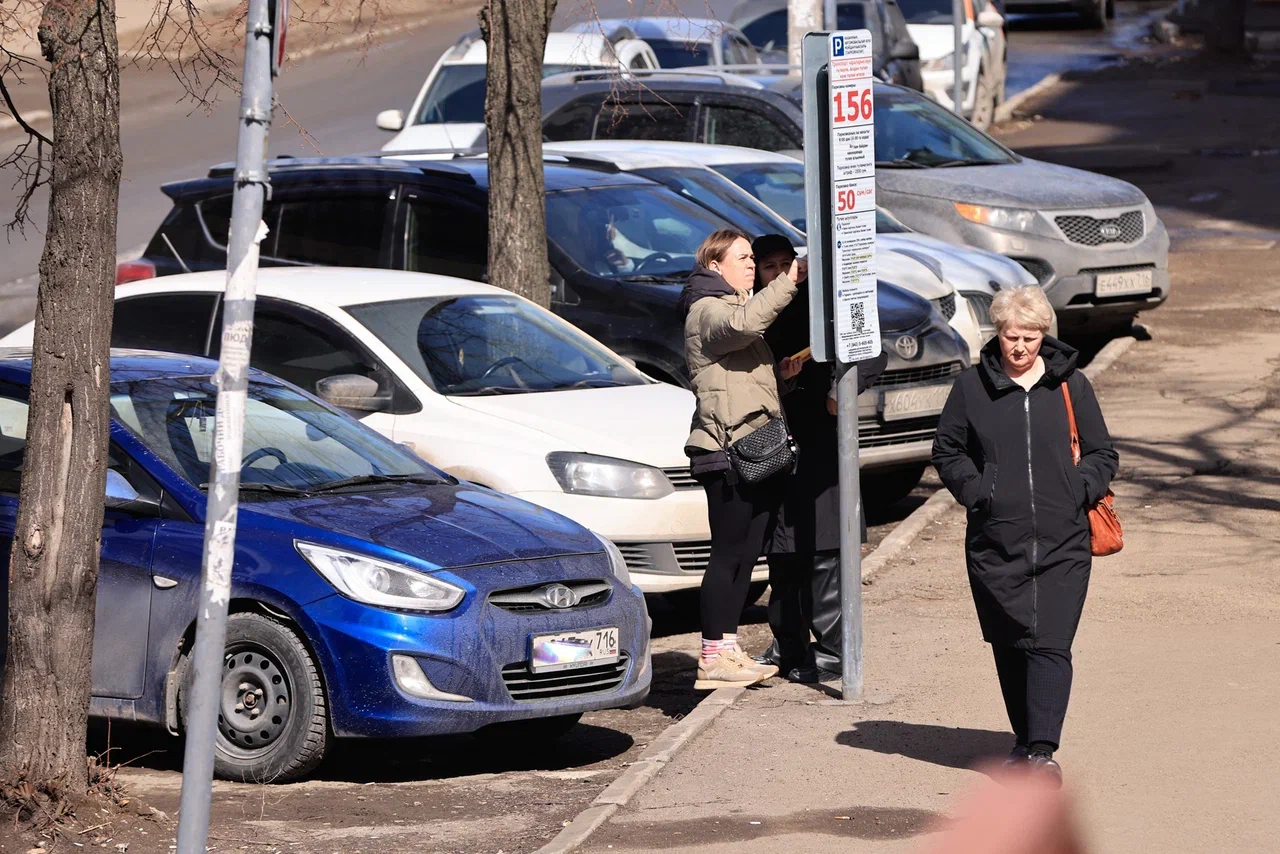 В Казани появилось 226 новых парковочных мест
