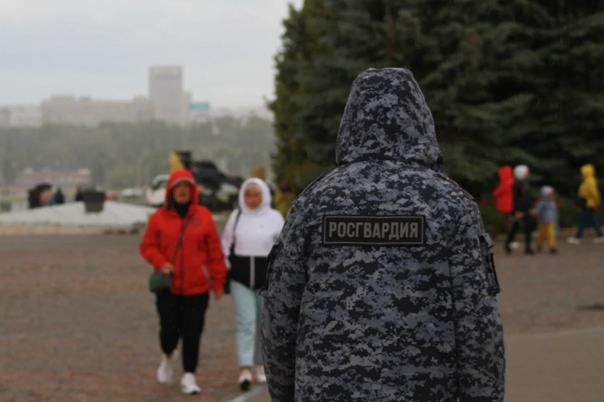 В Казани во время кражи задержали мужчину, находившегося в федеральном розыске