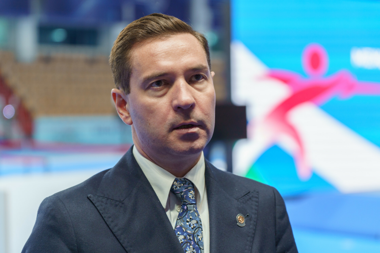 Леонов: «Не вижу никаких телодвижений в сторону увольнения Рахимова»
