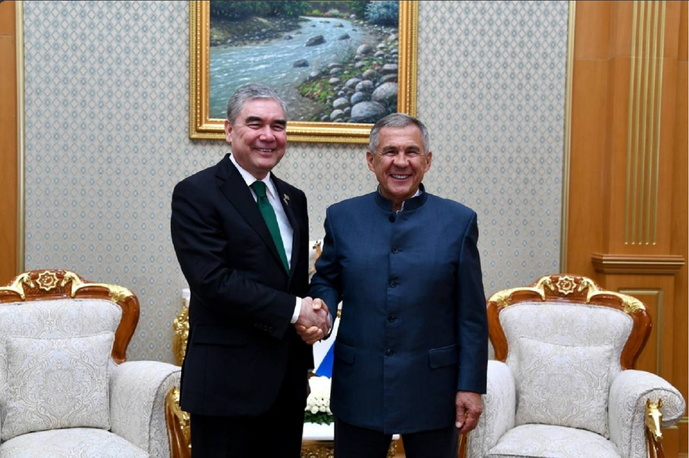 Рустам Минниханов встретился с национальным лидером туркменского народа