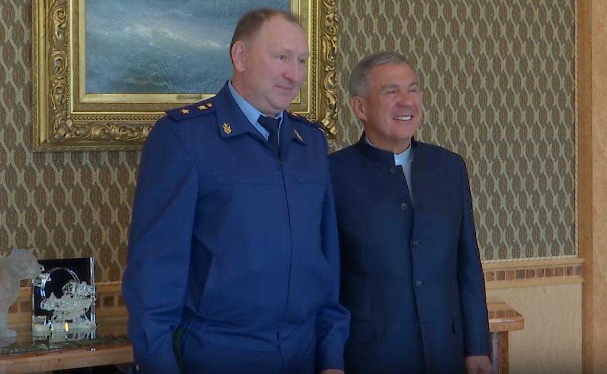 Минниханов обсудил экологию с волжским природоохранным прокурором