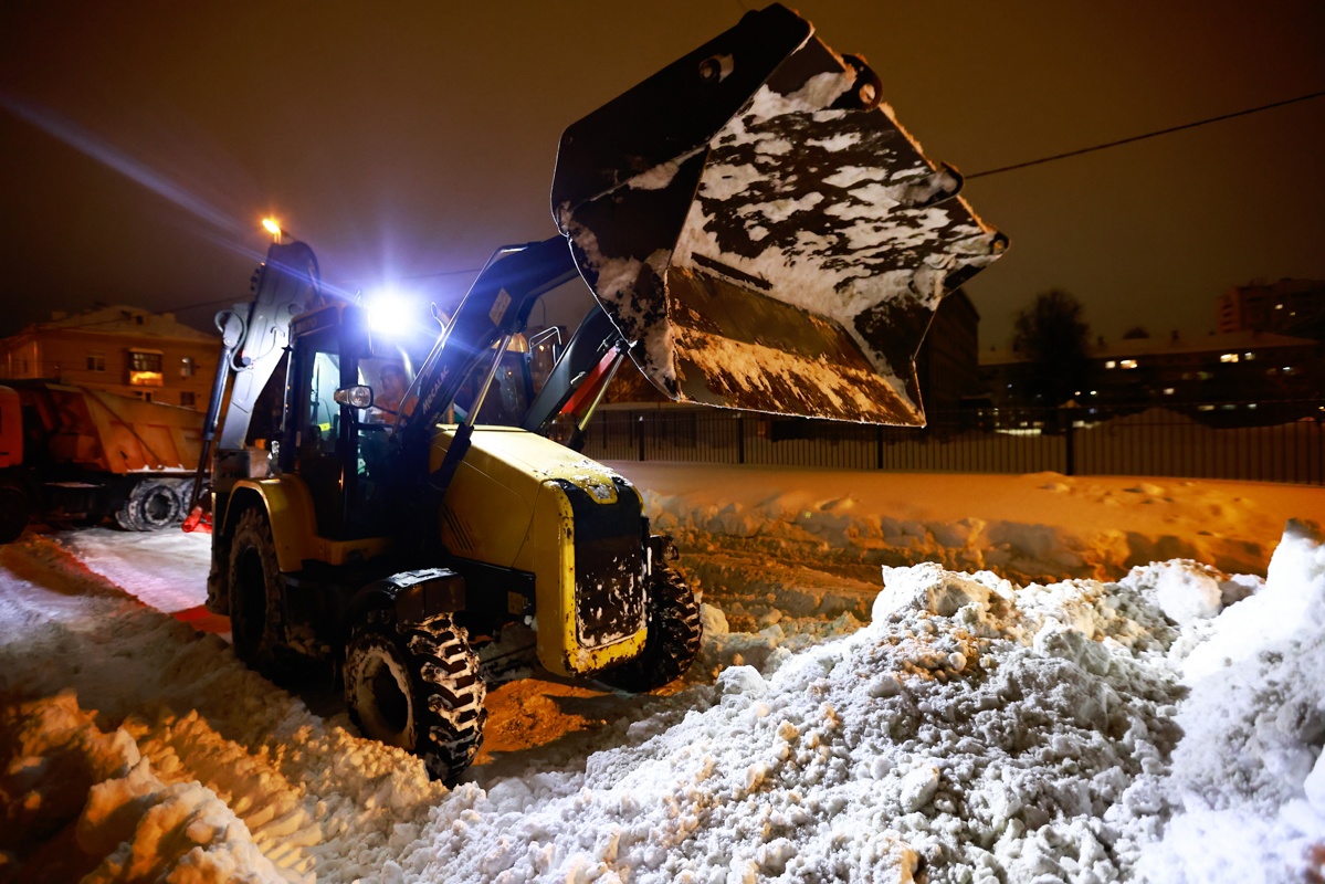 Дорожные службы Казани перешли на зимний режим работы
