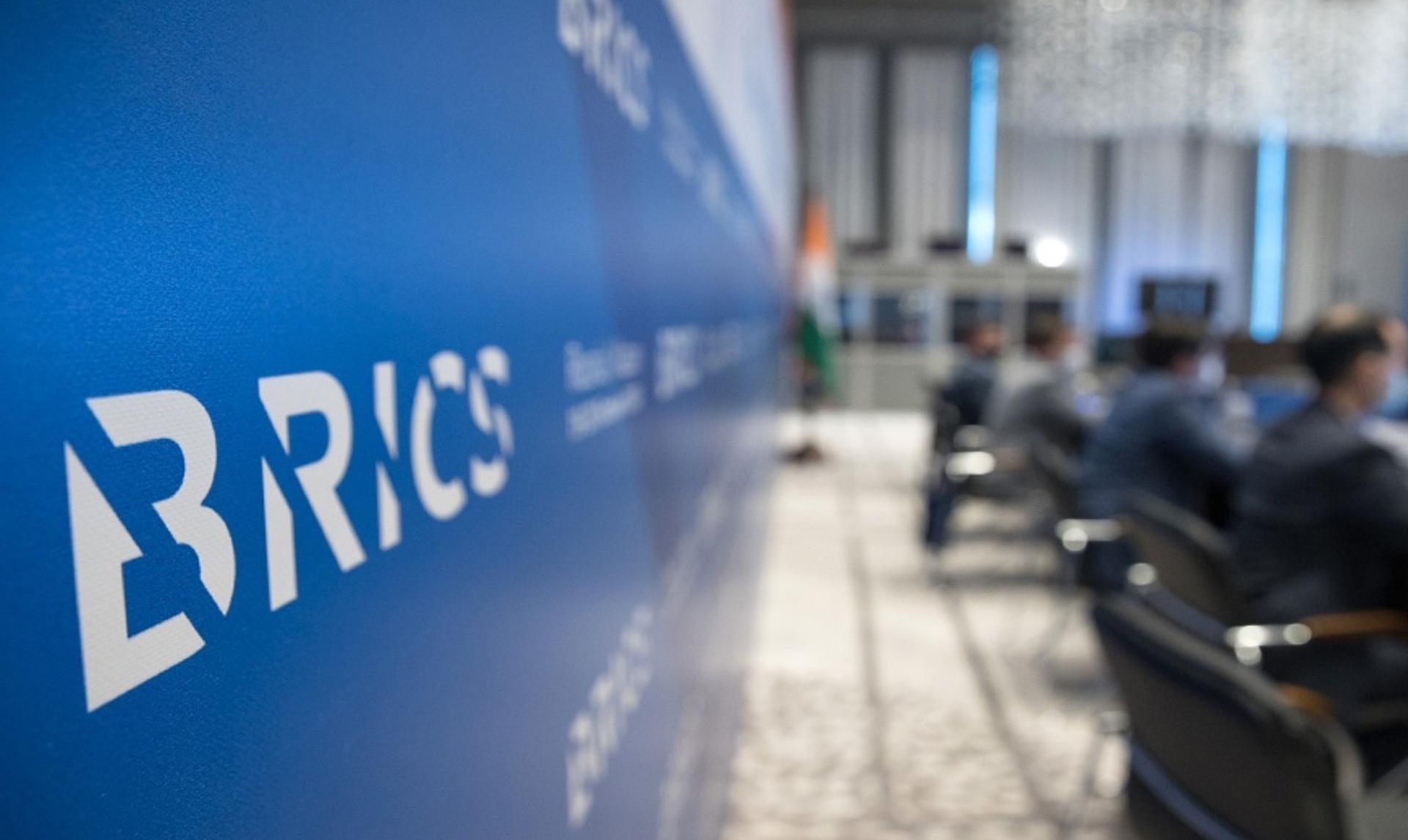 Песков заявил, что саммит БРИКС в Казани не планируют продлевать