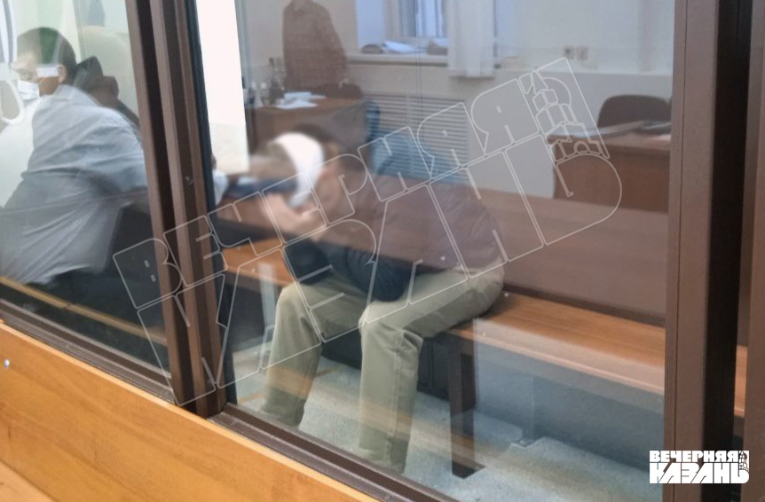Суд Казани отправил в СИЗО 17-летнего парня, насмерть сбившего пенсионерку