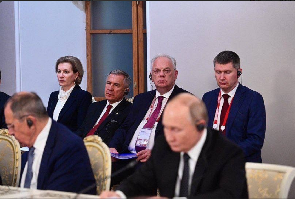 Президент России Владимир Путин начал переговоры  с президентом Египта