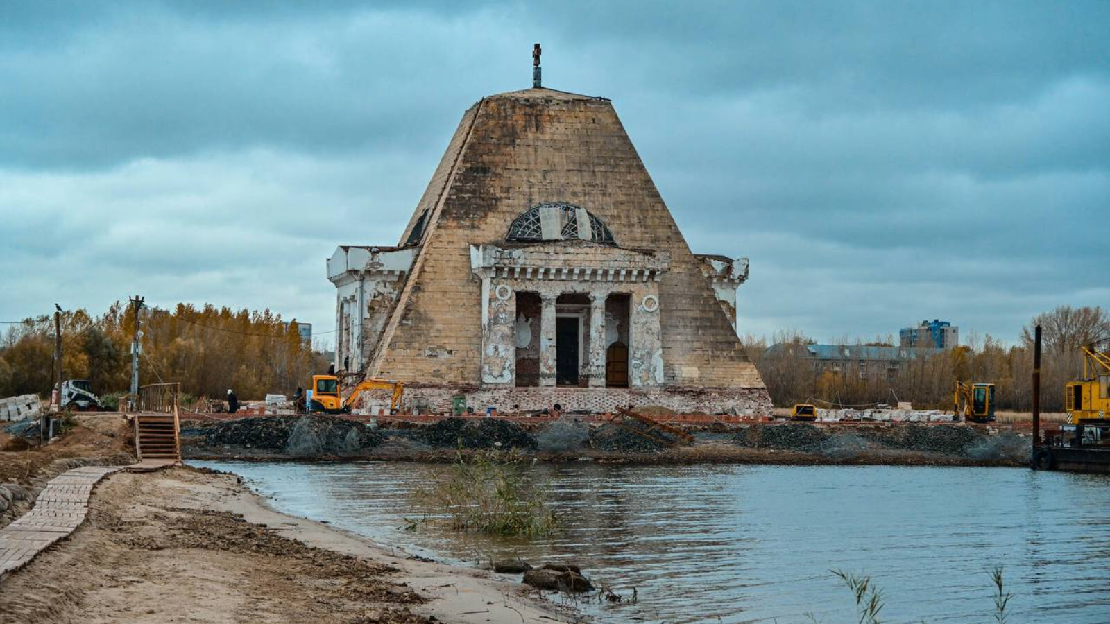 Реставрацию Храма-памятника павшим воинам на Казанке завершат в 2025 году