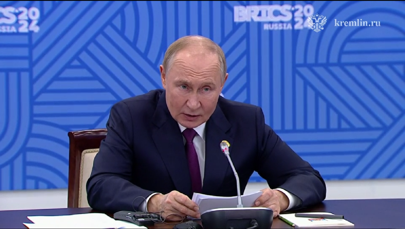 Владимир Путин встретился с президентом Палестины Махмудом Аббасом