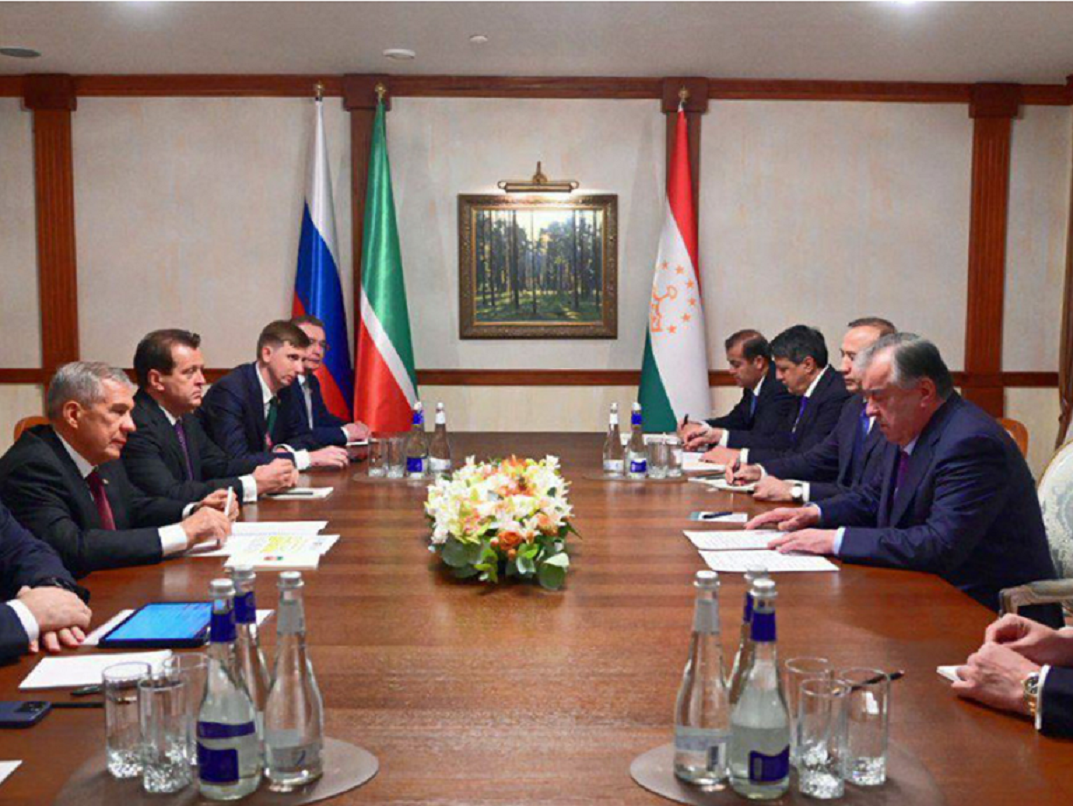 Минниханов и президент Таджикистана обсудили направления сотрудничества