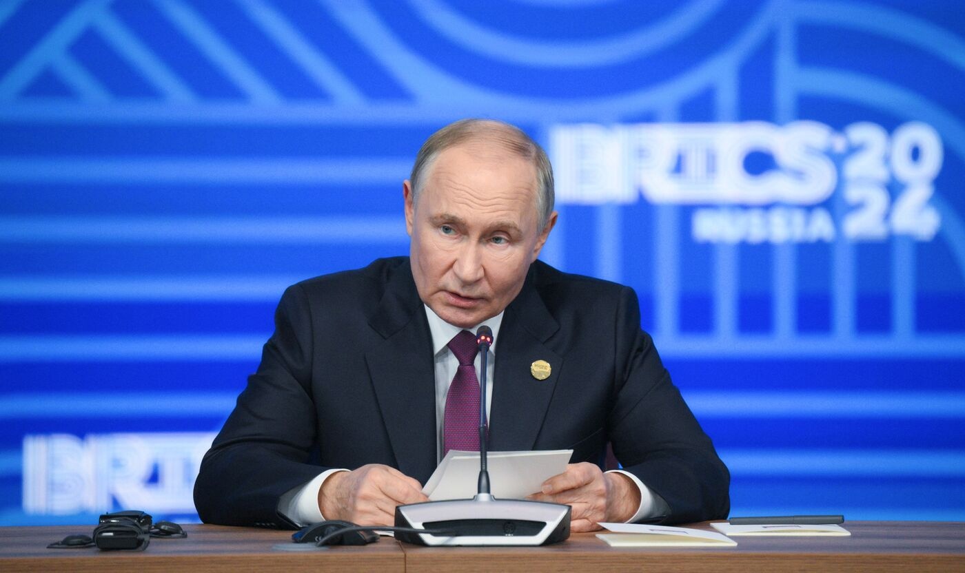 Путин: «БРИКС не занимается созданием альтернативы SWIFT»
