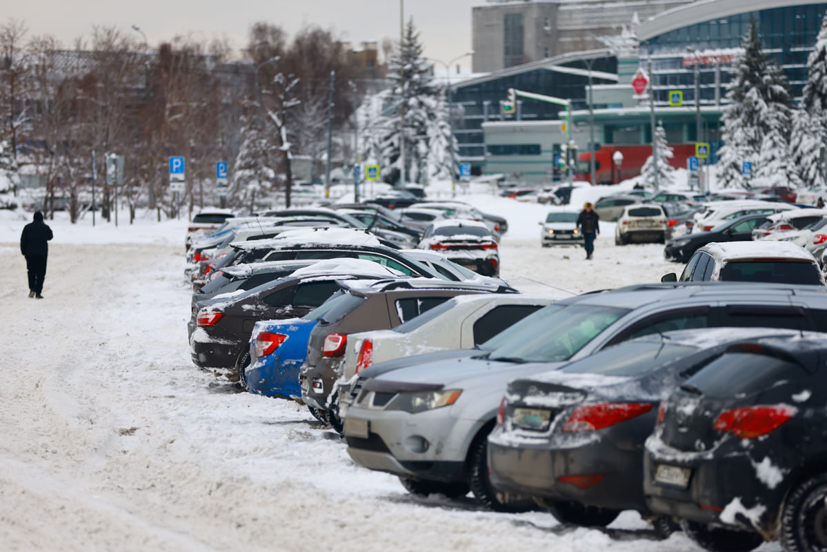 Татарстанских водителей предупредили о гололедице
