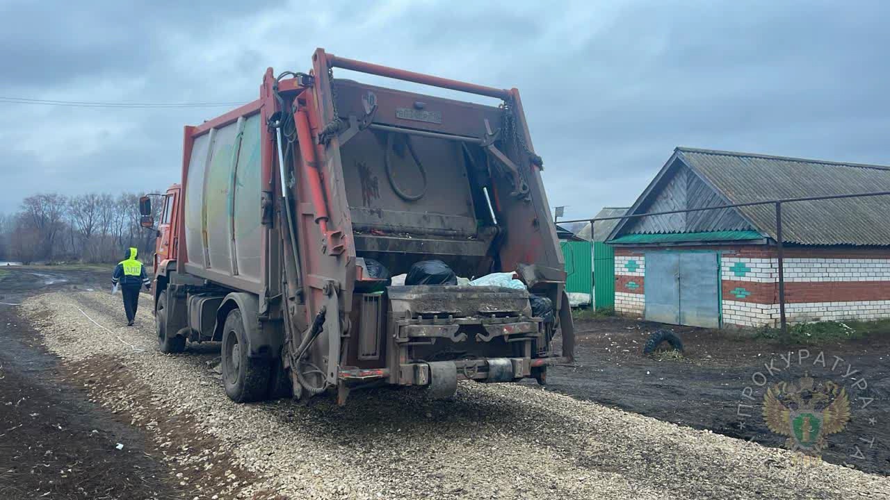 После смерти грузчика при погрузке отходов в Татарстане заведено дело