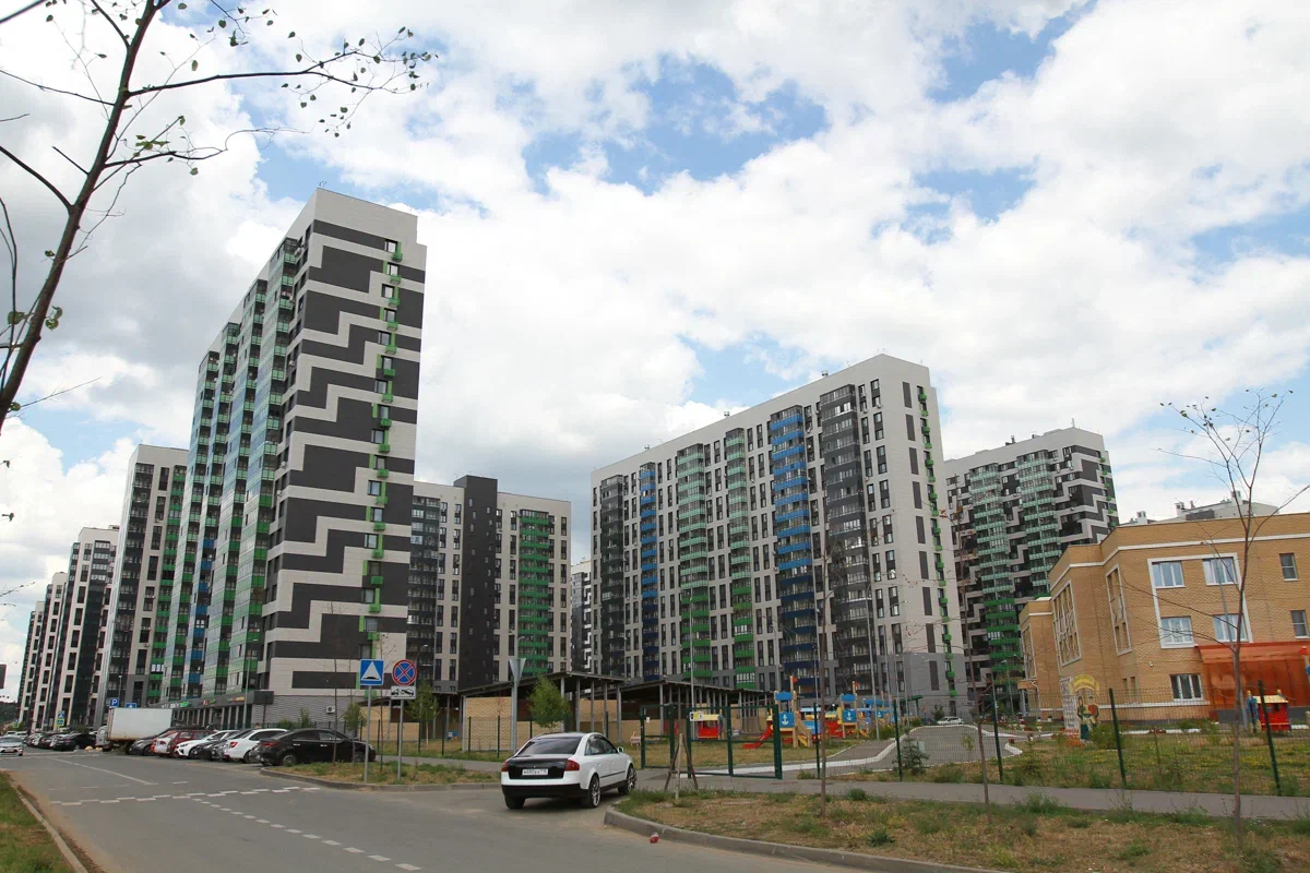 Средняя зарплата казанцев почти в три раза меньше необходимого дохода на ипотеку