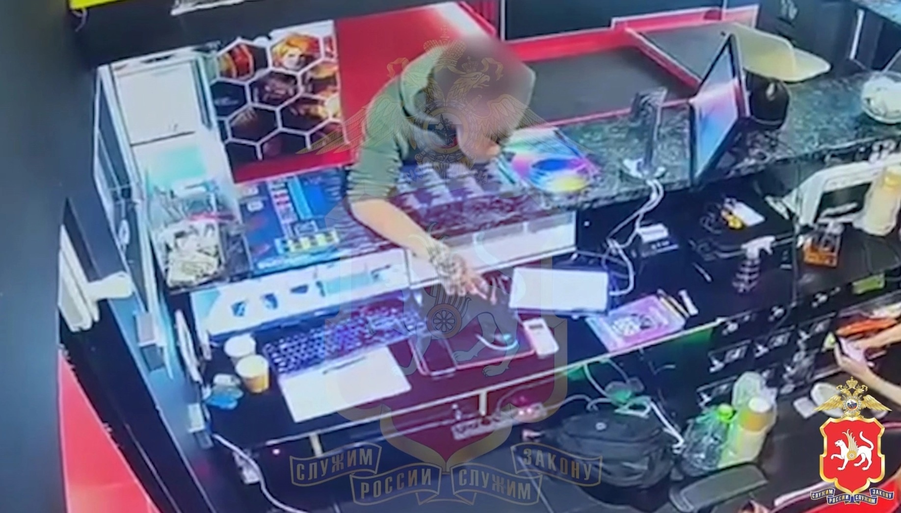 В Казани задержан 19-летний парень, который украл телефон за 80 тысяч рублей