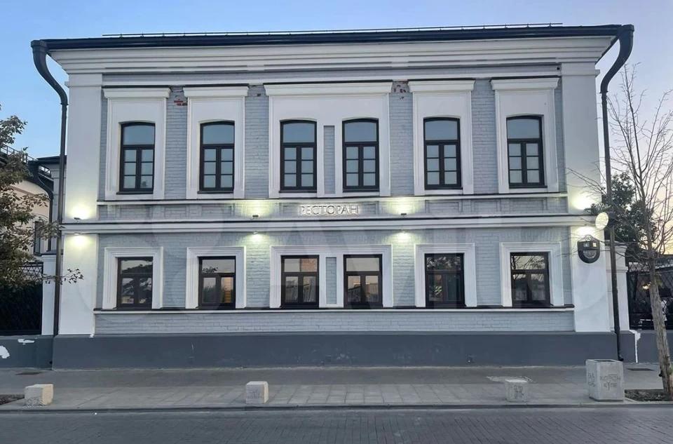 Особняк 1868 года у озера Верхний Кабан в Казани продают за 300 млн рублей