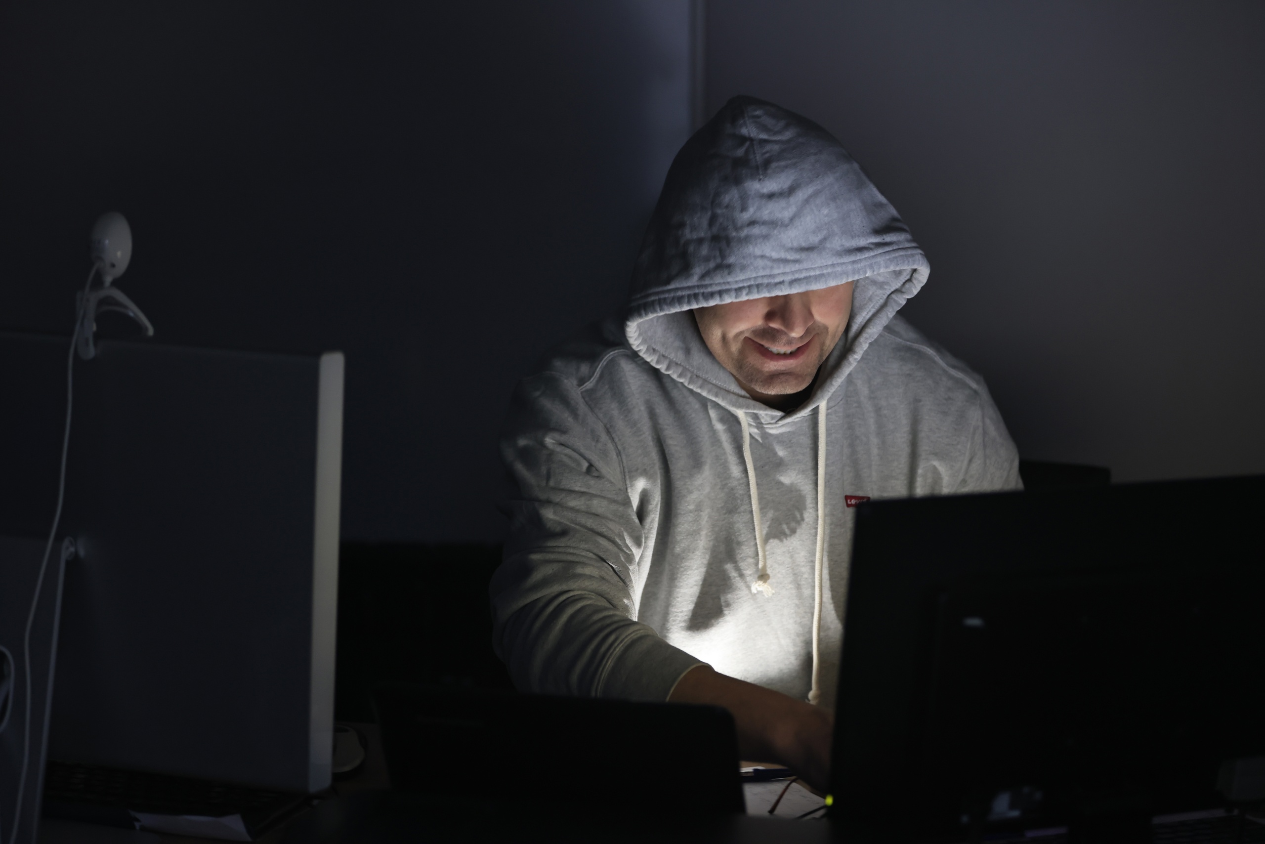 Пенсионер из Бугульмы почти отдал 500 тысяч рублей мошенникам