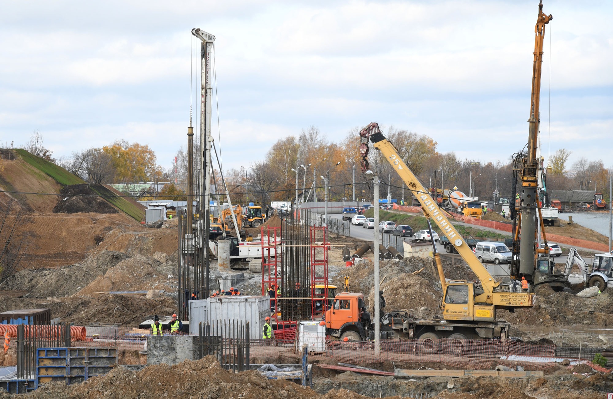 В Казани площадь отремонтированных и построенных дорог превысила размеры Монако