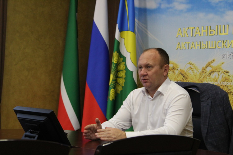 Главу исполкома Актанышского района задержали по подозрению в мошенничестве