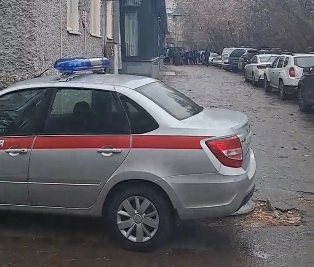 Появилось видео задержания мигрантов перед зданием КФУ