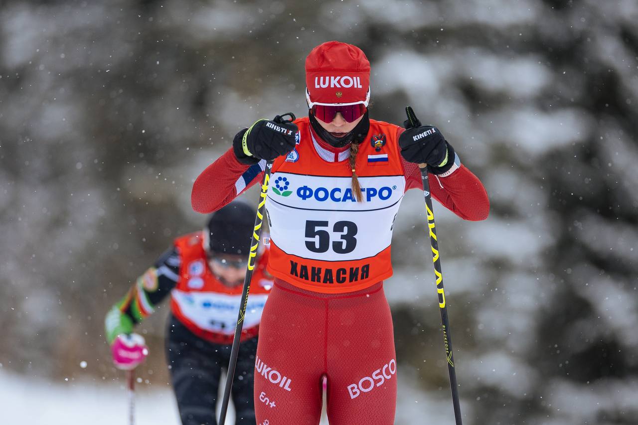 Лыжница Анастасия Фалеева выиграла спринт на первом этапе Кубка России