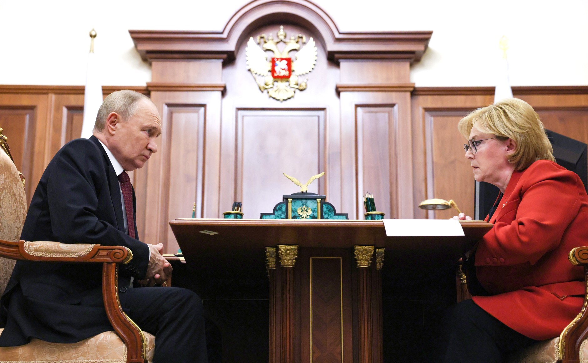 Путин счел прорывом внедрение российской вакцины от рака в 2025 году