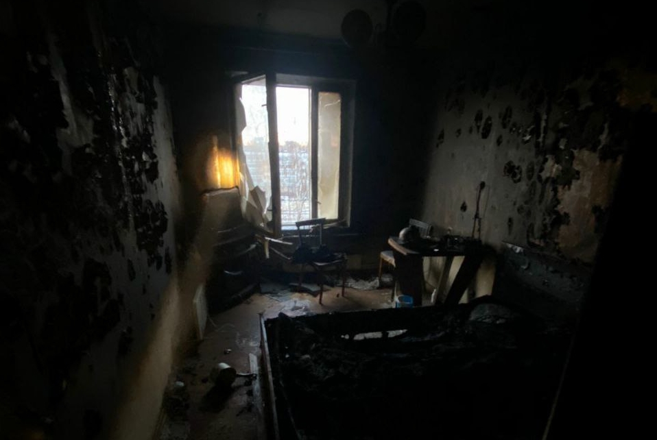 В Челнах мужчина погиб в загоревшейся из-за сигареты квартире