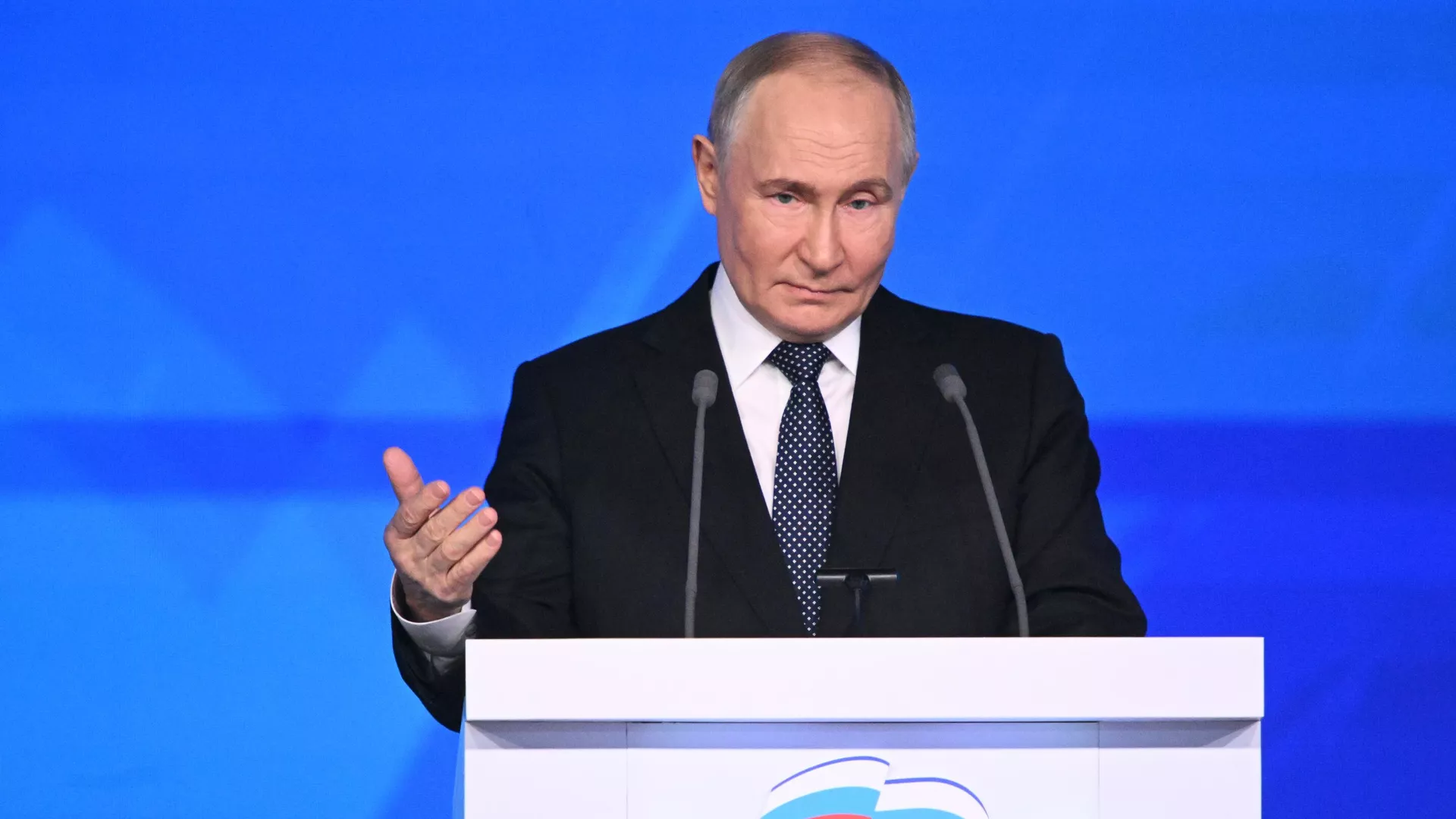 Перед прямой линией Путина зарегистрировали свыше миллиона обращений