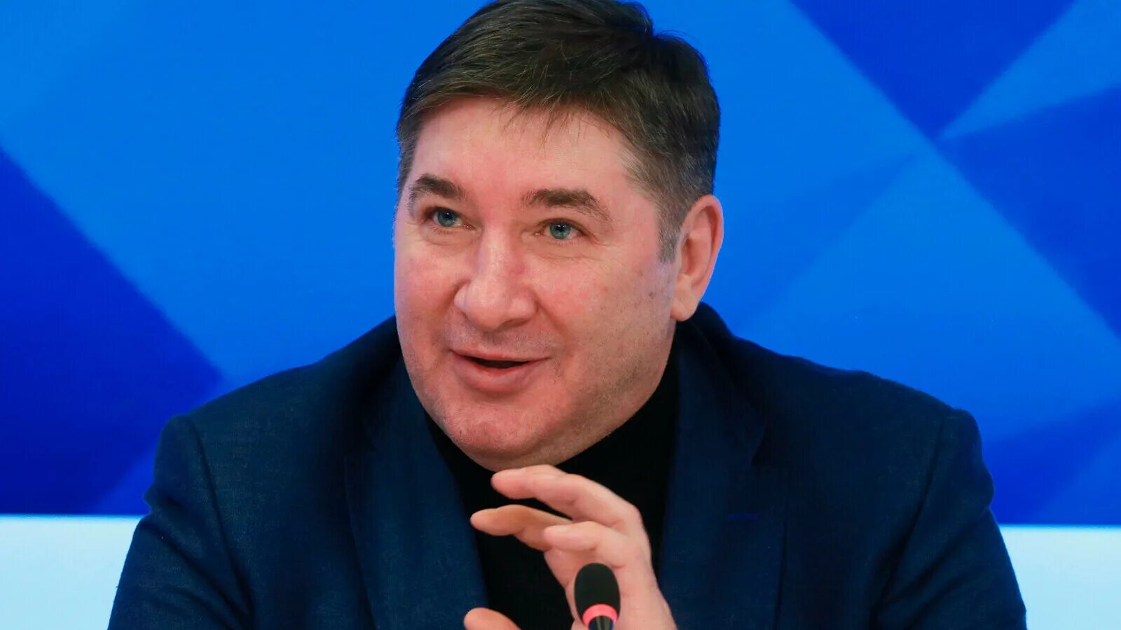 Кожевников сравнил «Авангард» с «туземцами»