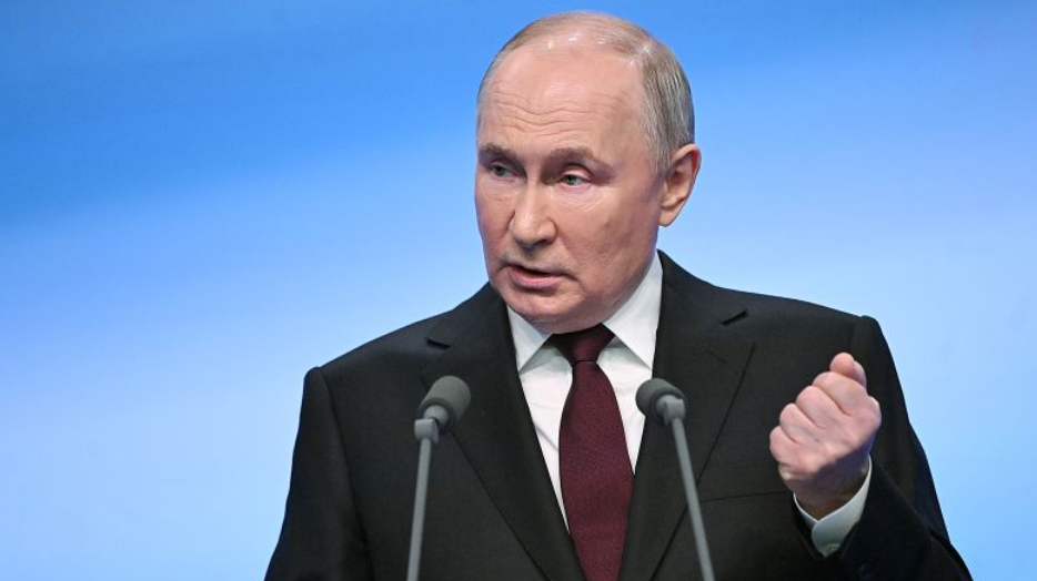 Путин пообещал разрушительное возмездие в ответ на атаку Казани