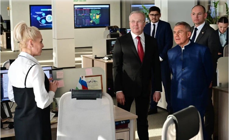 Минниханов высоко оценил возможности центра управления Башкортостаном