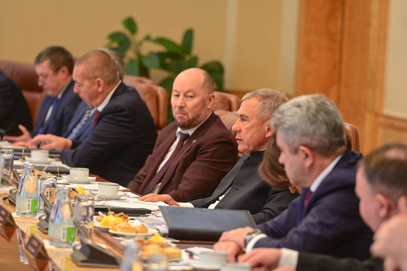 Минниханов обсудил развитие образования на итоговой встрече с ректорами вузов